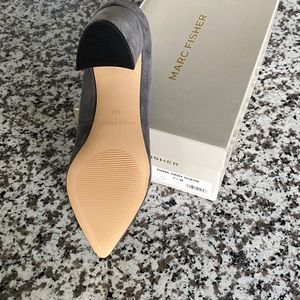 Marc fisher suede heels